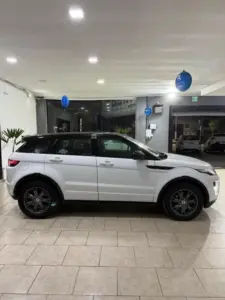 LR EVOQUE DYNAMIC 5D - foto 4